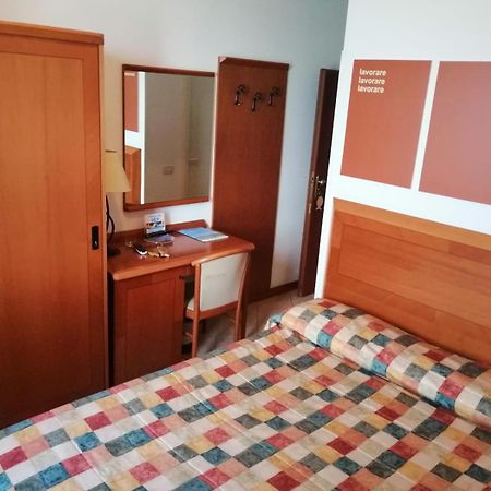 Hotel Brigantino Non Dista Porto Recanati Exterior photo
