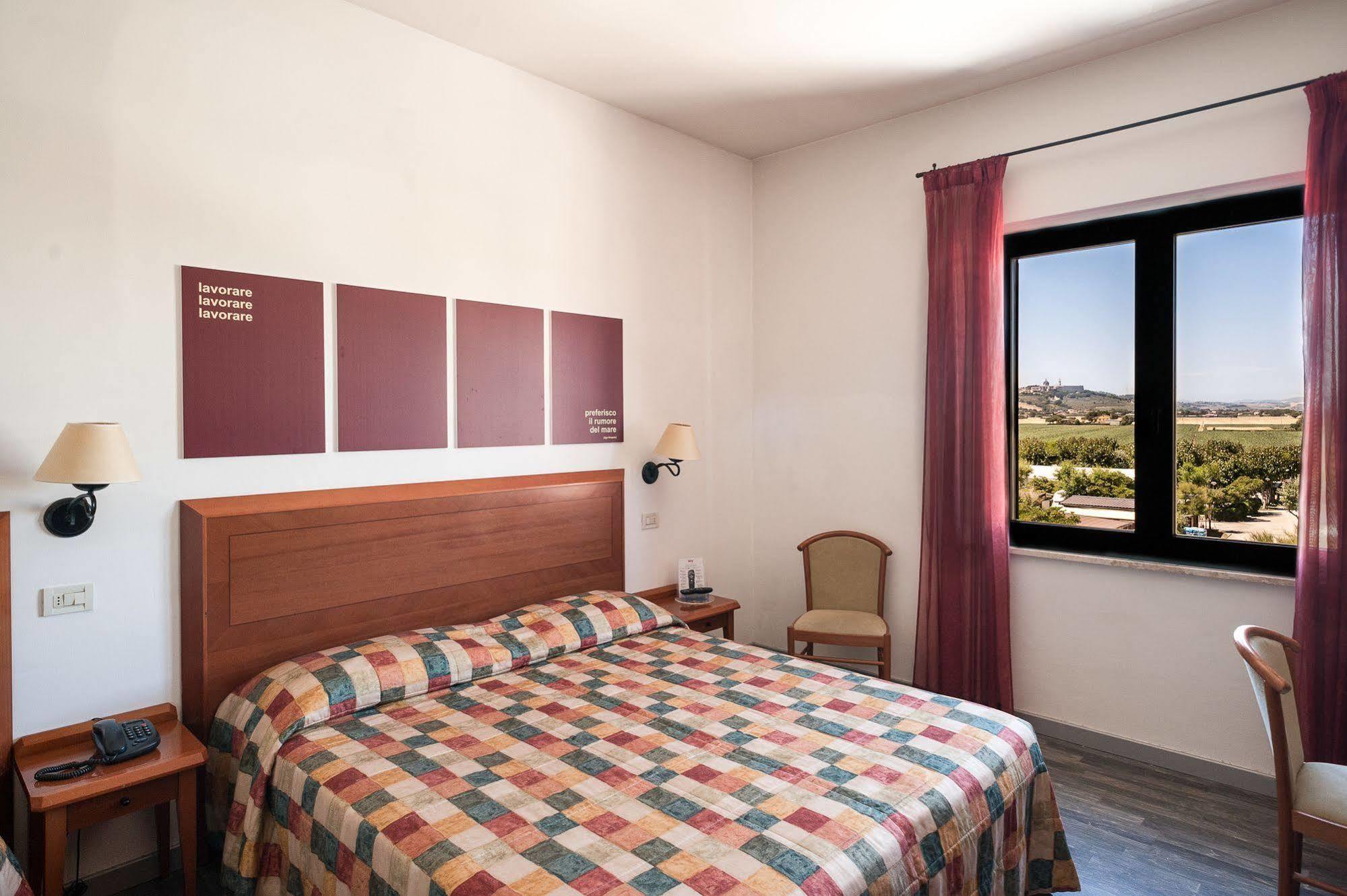 Hotel Brigantino Non Dista Porto Recanati Exterior photo
